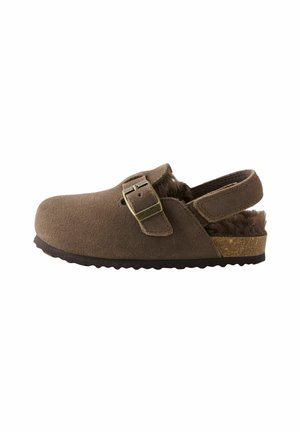 Next, Chaussons - chocolate brown