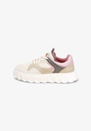 Sneakers met een crèmekleurige bovenkant, taupe en lichtroze accenten, een dikke witte zool en een gevoerde textielvoering voor extra comfort.