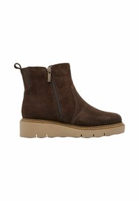 Unselected, mocca suede