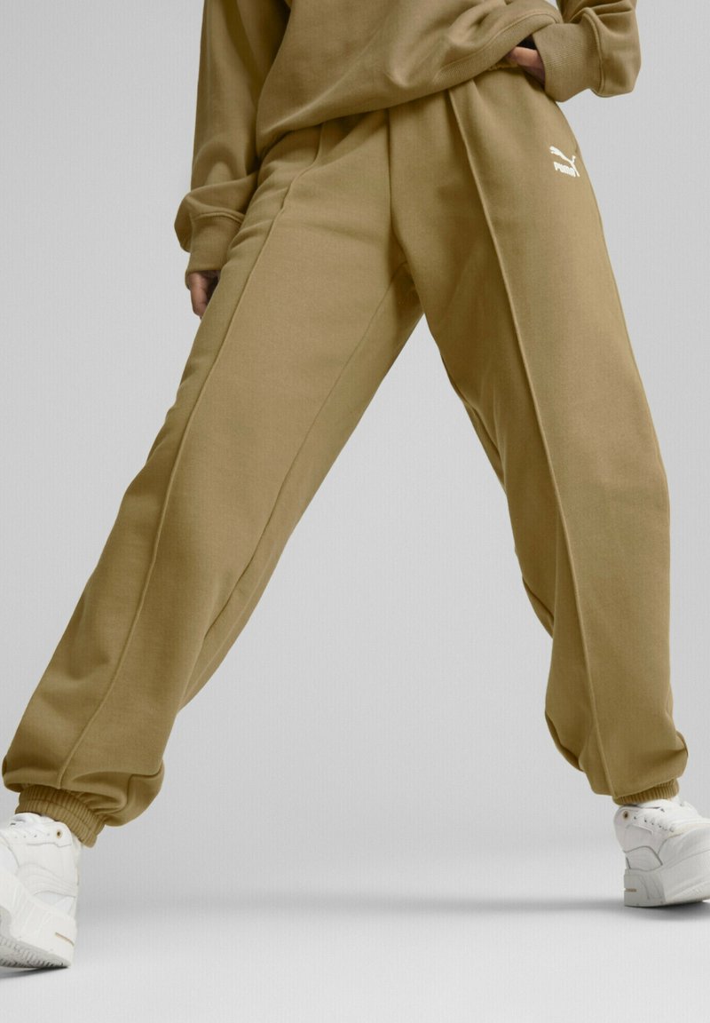 survetement puma marron