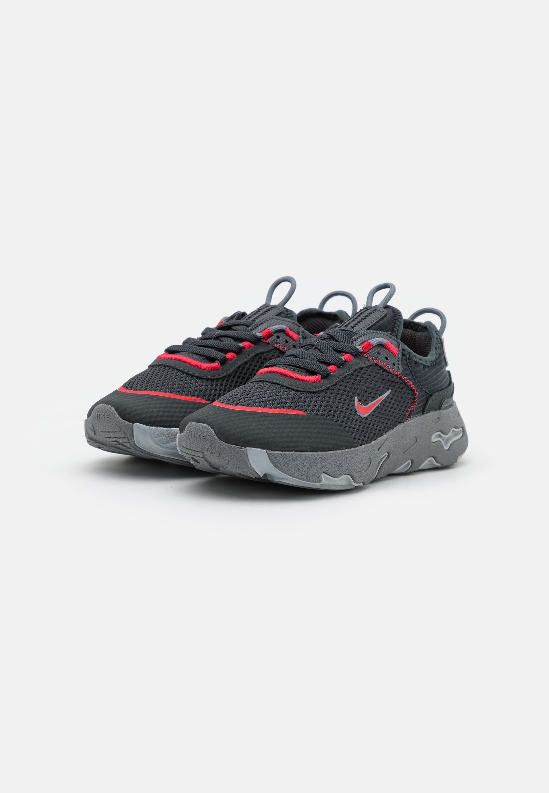 nike rt live unisex