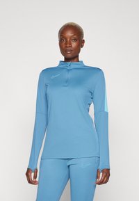 Nike Performance NIKE ACADEMY23 DRIL TOP BRANDED - Tops ar garām piedurknēm - aegean storm/baltic blue
