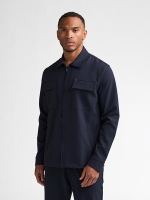 Petrol Industries, MEN SHIRT LONG SLEEVE UNI - Leichte Jacke - royal navy