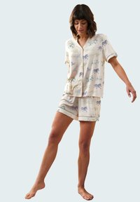 Chelsea Peers - RACING ANIMALS PRINT SET - Pyjama set - off white Thumbnail Image 1