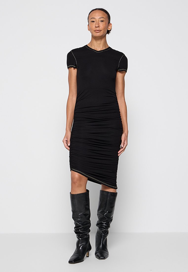 REMAIN Jerseyjurk zwart REMAIN Jerseyjurk zwart