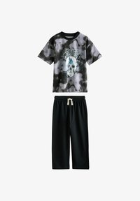 Unausgewählt, black/grey skull