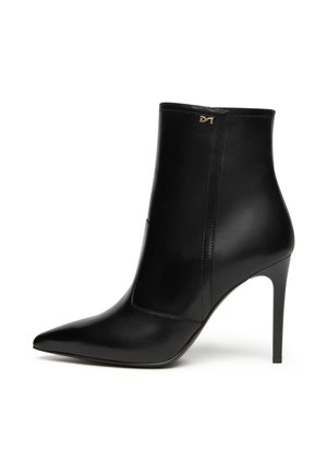 Stivaletti con tacco - black