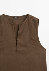 Thumbnail Image 8
