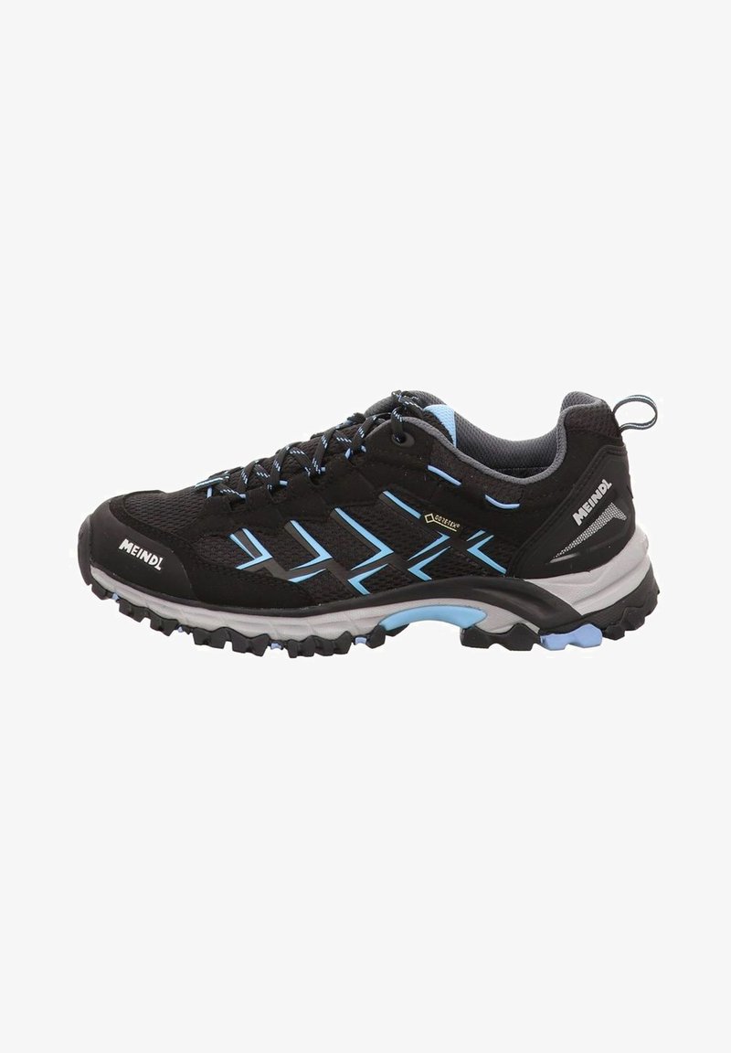 Scarpa da esterno nera con accenti blu, tomaia in mesh e sintetico, suola in gomma robusta, motivo a orlatura esagonale e tallone rinforzato.