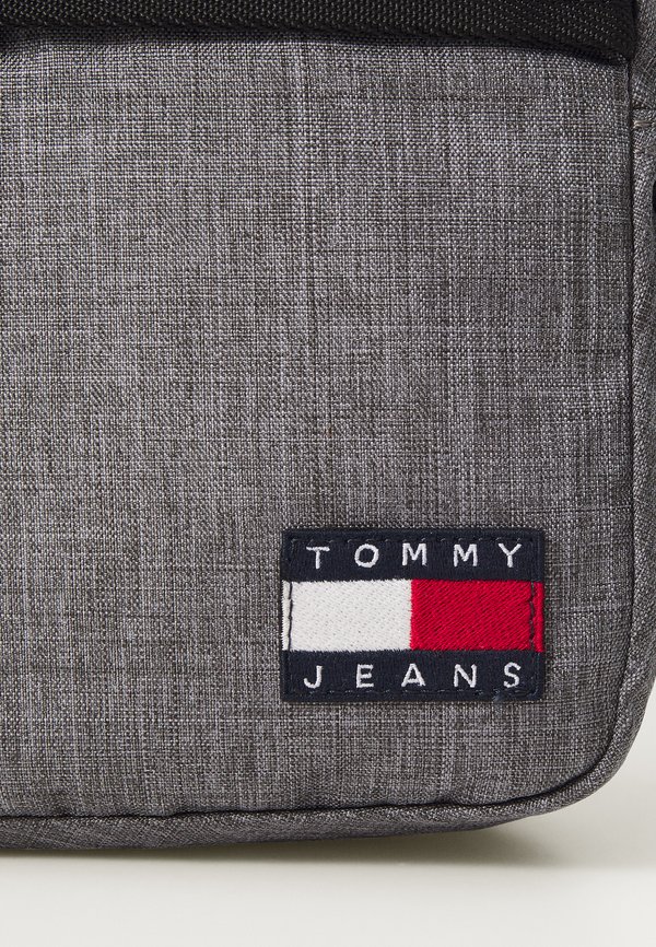 DAILY SEASONAL REPORTER - Cross body bag4