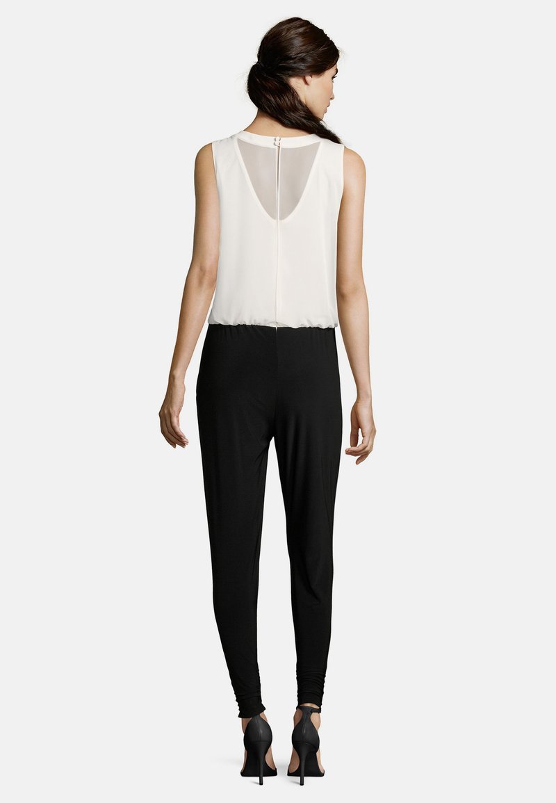 Damen Kleider | Vera Mont MIT CUT OUTS Jumpsuit black/cream/schwarz - JW49620 Damen Kleider | Vera Mont MIT CUT OUTS Jumpsuit black/cream/schwarz - JW49620