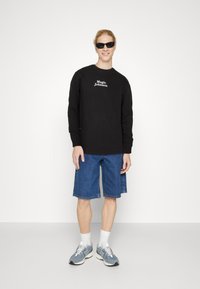 Only & Sons CELEBRITY CREW NECK  - Sportska majica - black