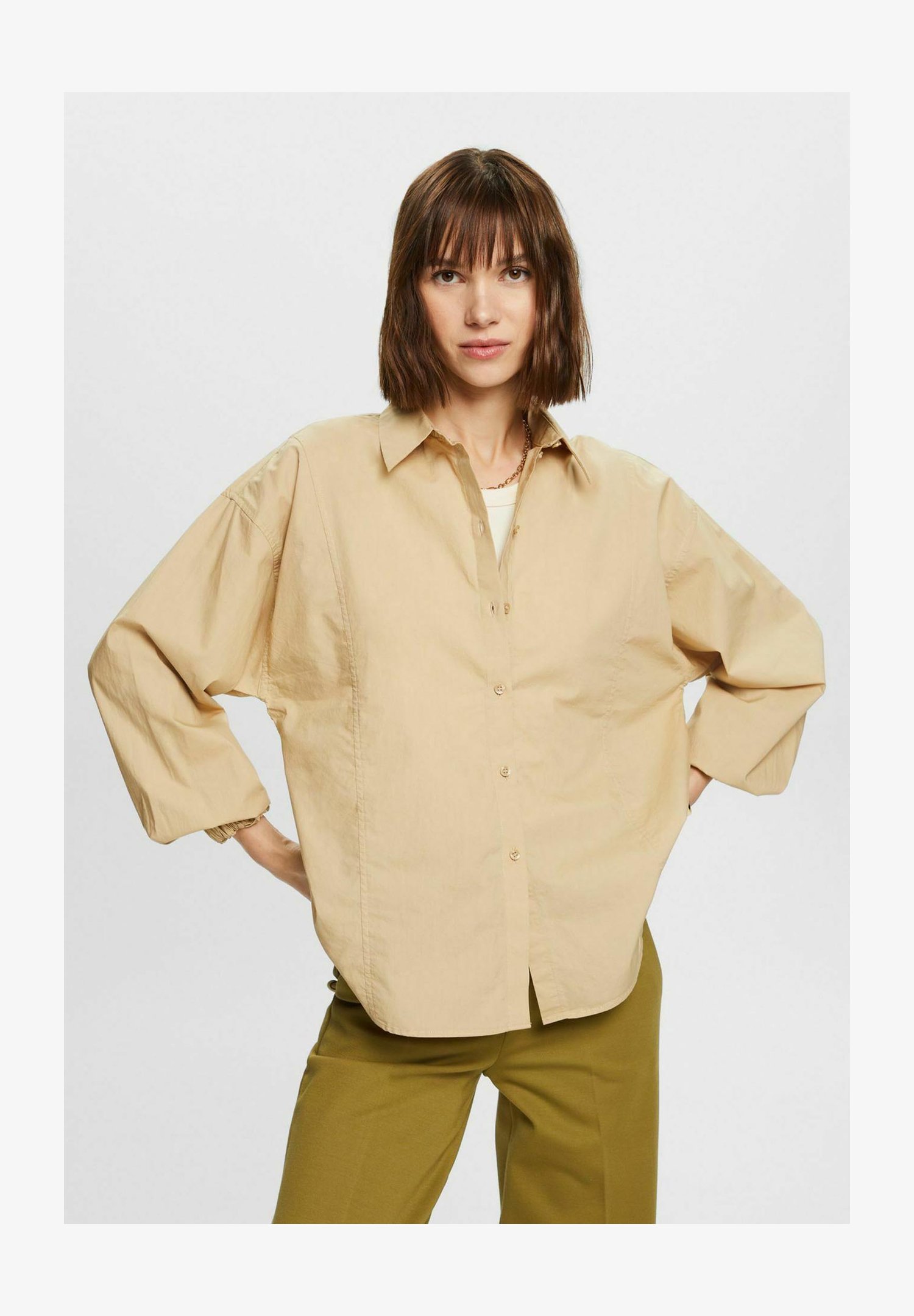 ESPRIT Edc Camicia Donna Con Scollo A Barchetta E Bottoni - Maniche Lunghe, Vestibilità Dritta, Stile Casual Chic