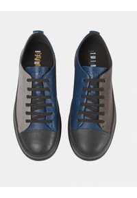 Camper CHASIS TWINS - Sneakers basse - bunt