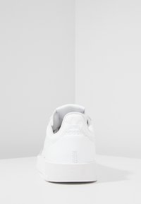 adidas Originals SUPERCOURT - Sapatilhas - ftwwht/ftwwht/cblack