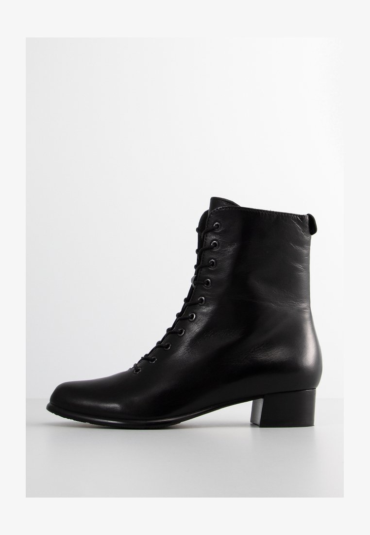 Everybody BRYONIA - Botki do kostki