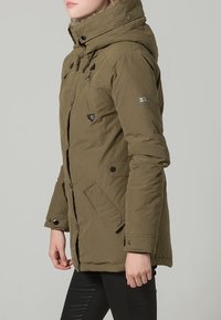 Pepe Jeans Zimní bunda - olive