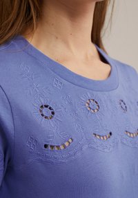 WE Fashion T-shirts print - violet