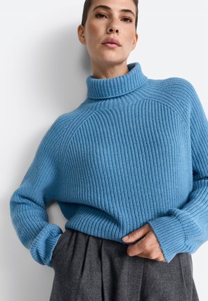 Stickad tröja - dusty blue