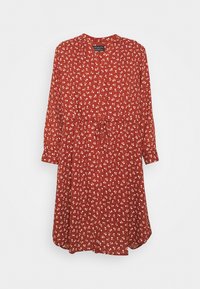 Vestido rojo con estampado floral blanco, mangas largas, escote en v y cintura ajustada con cordón; tela ligera.