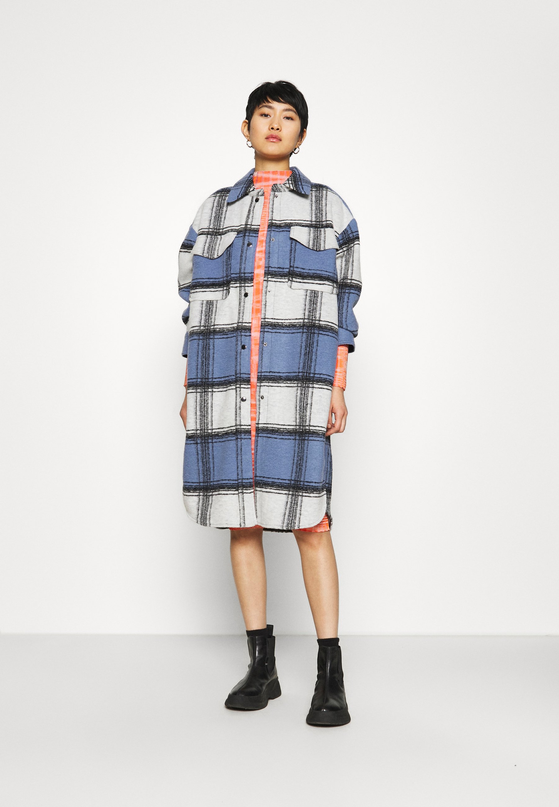 second female hettie jacket