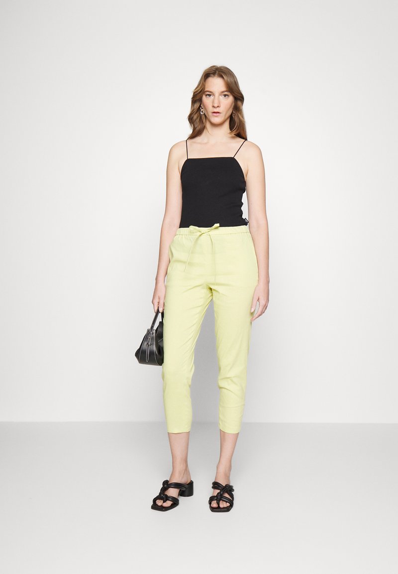 Damen Kleider | Theory TREECA JOGGER Jogginghose key lime/grün - RJ16816 Damen Kleider | Theory TREECA JOGGER Jogginghose key lime/grün - RJ16816
