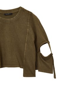 Felpa cropped verde oliva con collo tondo, maniche corte con aperture e dettagli a bottoni, realizzata in morbido tessuto testurizzato.