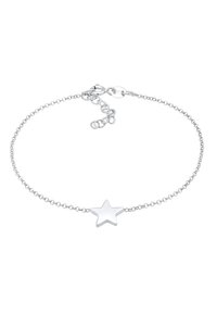 Silverkedja armband med ett polerat stjärnhänge, kopplad med cirkulära lås, som visar en slät yta och minimalistisk design.