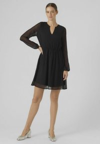 Vero Moda VM VILLA LS SHORT EXC GA - Jurk - black