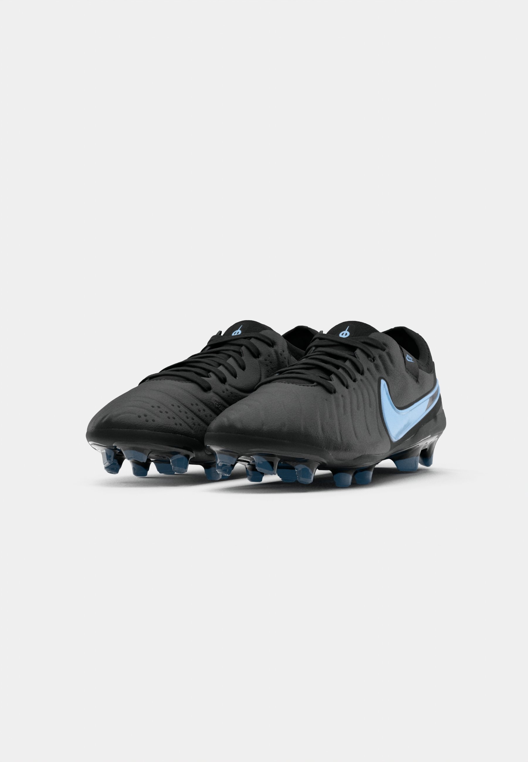 nike tiempo soccer cleats men