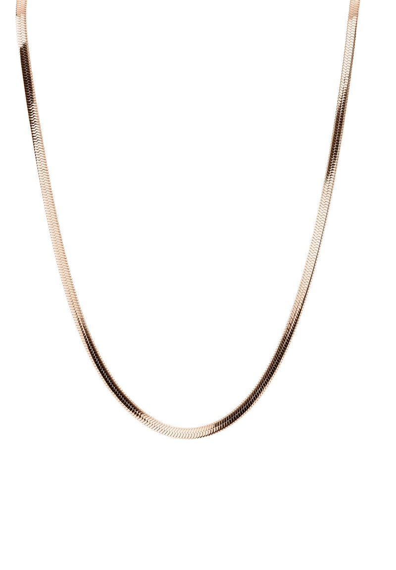 Halskette aus roségoldfarbenem Metall mit einem flexiblen, flachen Design, das eine glatte Textur und ein dezentes Zickzackmuster auf der Oberfläche aufweist.