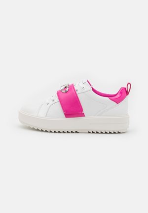 Sneaker low - pink