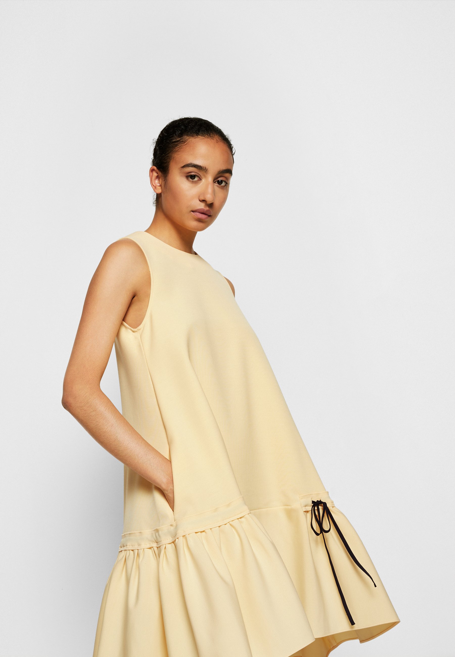Women FLOUNCE HEM SHIFT DRESS - Cocktail dress / Party dress Women FLOUNCE HEM SHIFT DRESS - Cocktail dress / Party dress