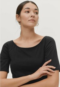 Ellos Collection BOEL - Jerseykjole - schwarz