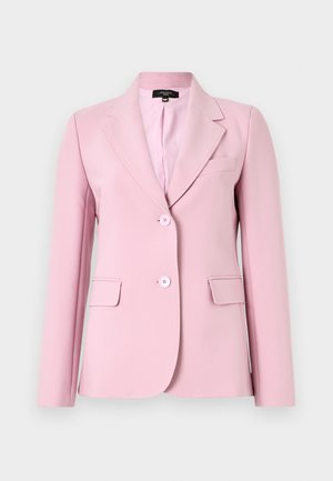 Blazer rosa chiaro realizzato in un tessuto morbido, con colletto a punta, due tasche frontali e due bottoni sul davanti.