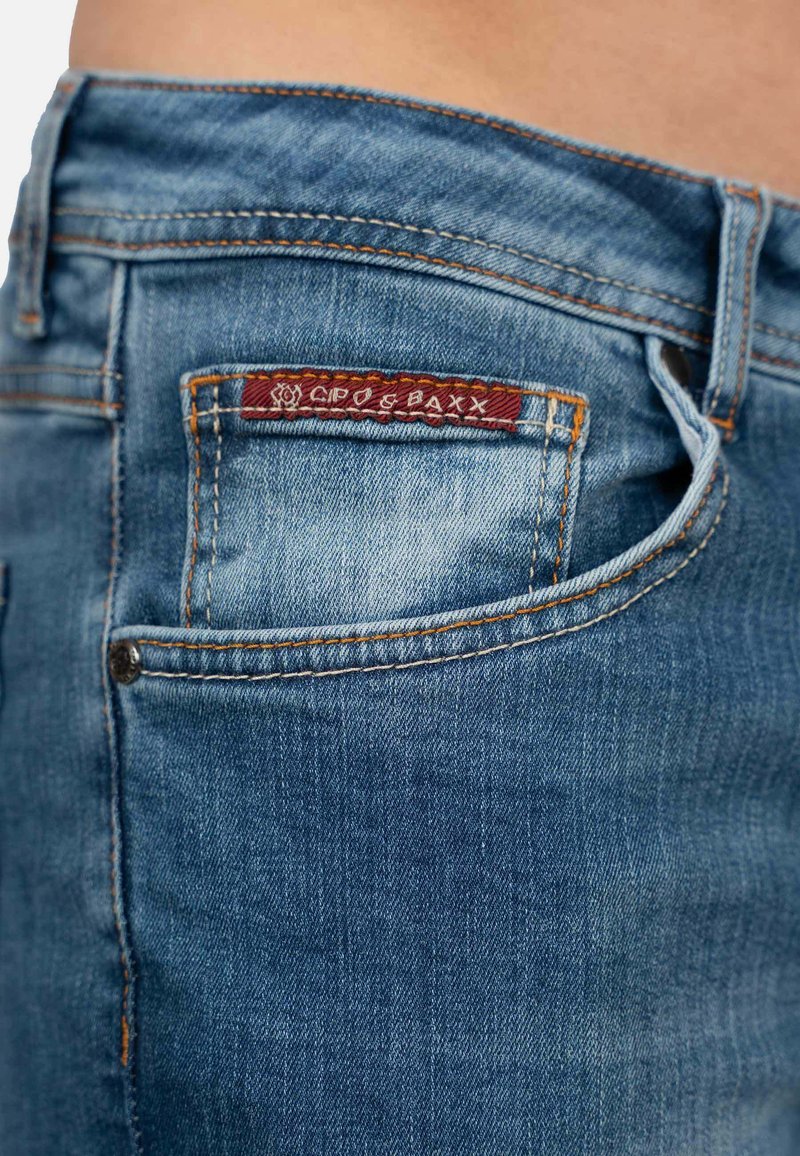 Cipo & Baxx Felpa Uomo Maniche Lunghe Con Teschio - Stampa Blu, Girocollo, 95% Cotone 5% Elastan - Taglie M-XXL - 3