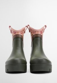 Barbour BARBOUR FARM RIO THAIS SHORT - Galochas - olive/muti-coloured