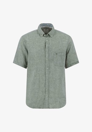 Chemise en lin verte à manches courtes avec un devant boutonné, une poche poitrine et un col intérieur à motifs. Tissu léger et texturé.
