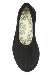 Schwarze Ballettschuhe aus Canvas mit runder Zehenform und elastischem Rand. Das Innere ist mit einem gemusterten Futter versehen, das den Markennamen trägt. Leichte Konstruktion.
