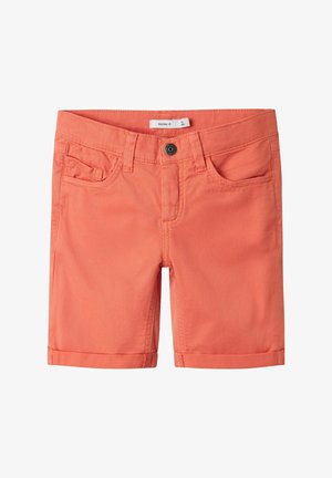 Shorts corail en tissu mélangé coton. Comprend cinq poches, un système de fermeture à bouton et des ourlets roulés. Texture lisse, style décontracté.