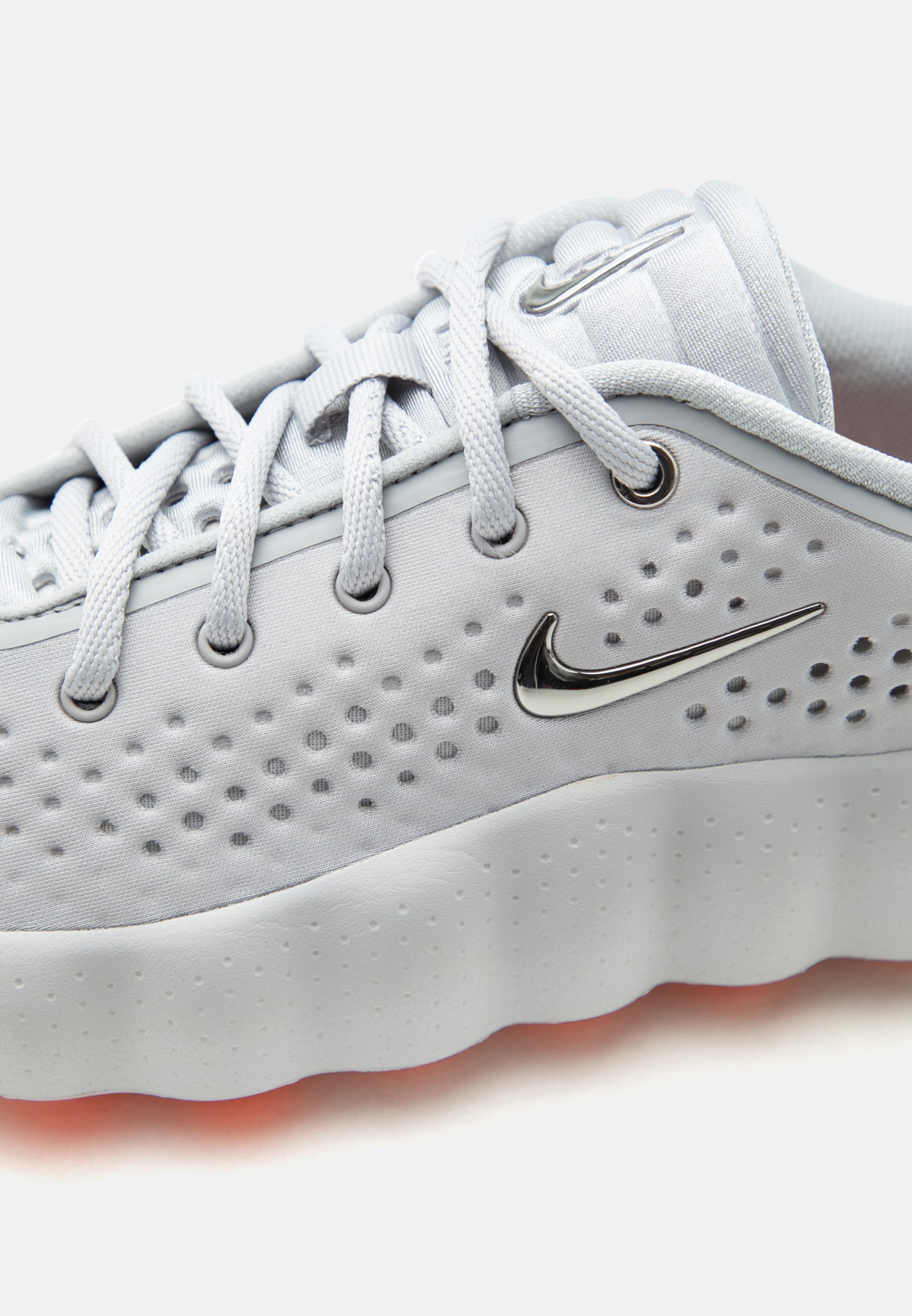 Nike Performance MIND 002 - Training shoe - light smoke grey