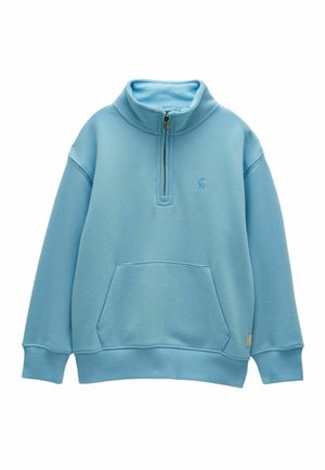 Svetlomodrý flísový pulóver so štvrtinovým zipsom na golieri, klokanie vrecko, rebrované manžety a jemné vyšívané logo na prsiach.