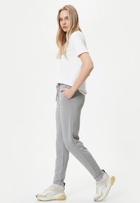 Koton POCKET DETAIL DRAWSTRING JOGGER - Trainingsbroek - grey