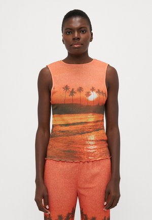 Beach accessory - orange