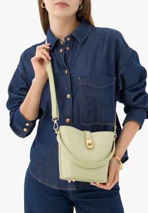 RYŁKO, R41026TB - Handtas - green