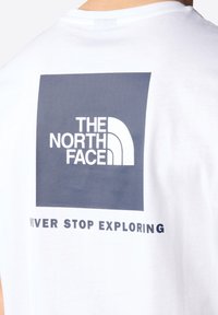 The North Face M SS BOX NSE TEE - Print T-shirt - tnf white summit navy