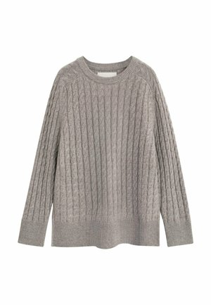 Grauer Strickpullover mit Zopfmuster, Rundhalsausschnitt, langen Ärmeln sowie gerippten Bündchen und Saum. Weiche Textur und mittleres Gewicht.