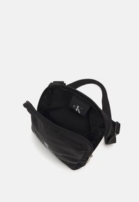 Calvin Klein Jeans SPORT ESSENTIALS REPORTER UNISEX - Borsa a tracolla - black