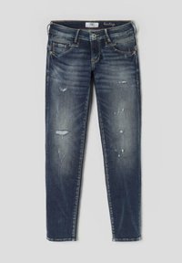 Pantalones vaqueros de mezclilla azul oscuro con corte ajustado, que presentan detalles desgastados y un ligero desvanecimiento. Diseño estándar de cinco bolsillos y presillas para cinturón.
