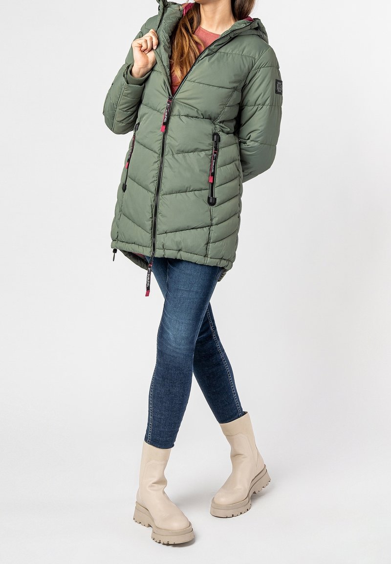 Sublevel Abrigo de invierno - green
